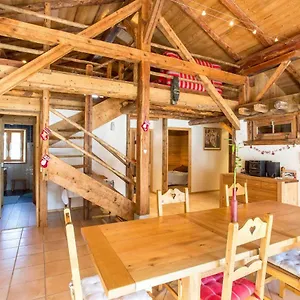 apartment-facing-mont-blanc-chamonix.hotels-rhonealpes.com/
